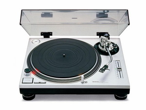 Technics SL-1200MK2